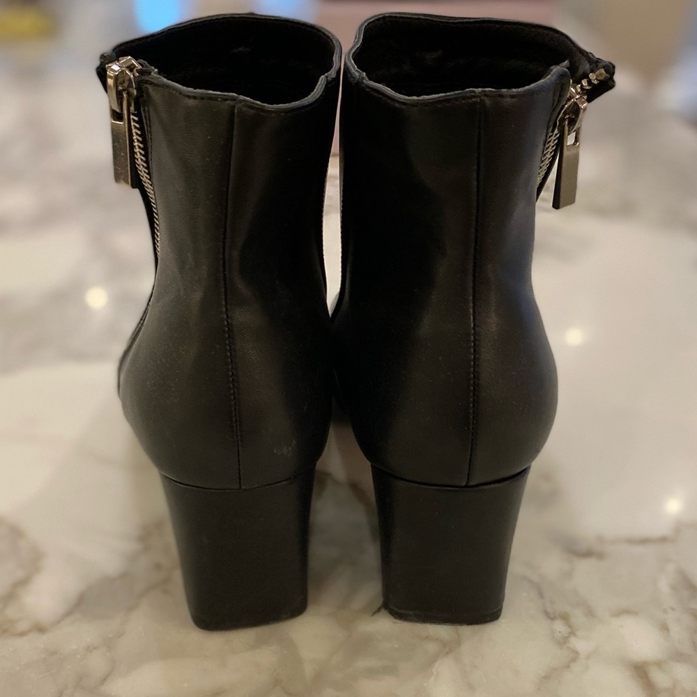Black Ankle Boots with Zipper - Picture 5 of 8